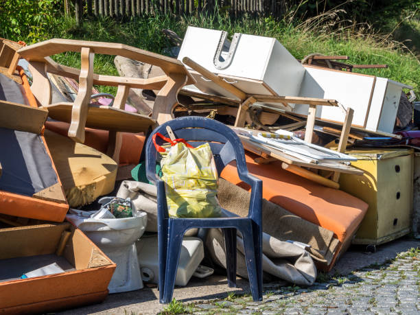 Best Yard Waste Removal  in Armada, MI