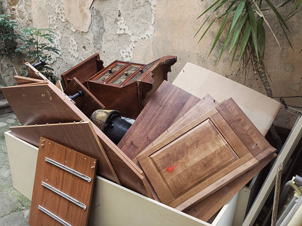 Best Commercial Junk Removal  in Armada, MI